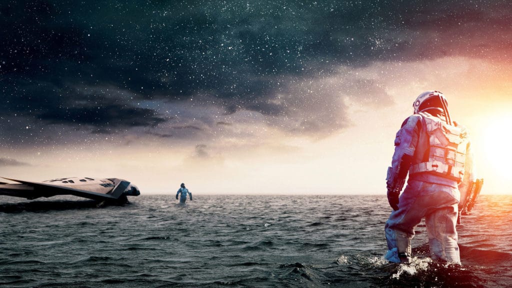 La marea nel film Interstellar sul pianeta più vicino al buco nero Gargantua
