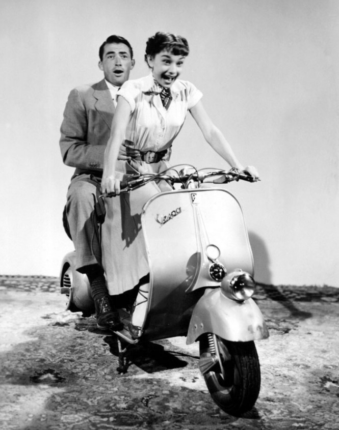 Vespa Piaggio 125 Vacanze Romanedvmoto.it