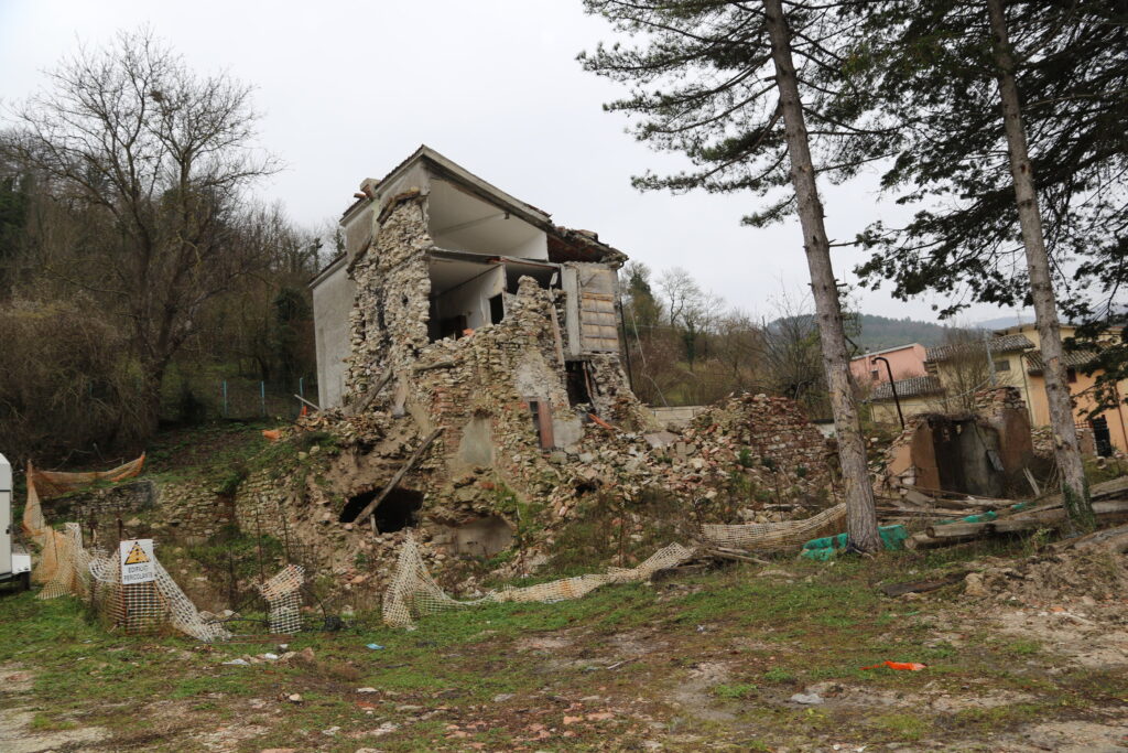 Danni a seguito del terremoto del Nord Italia. PH: mpg.de