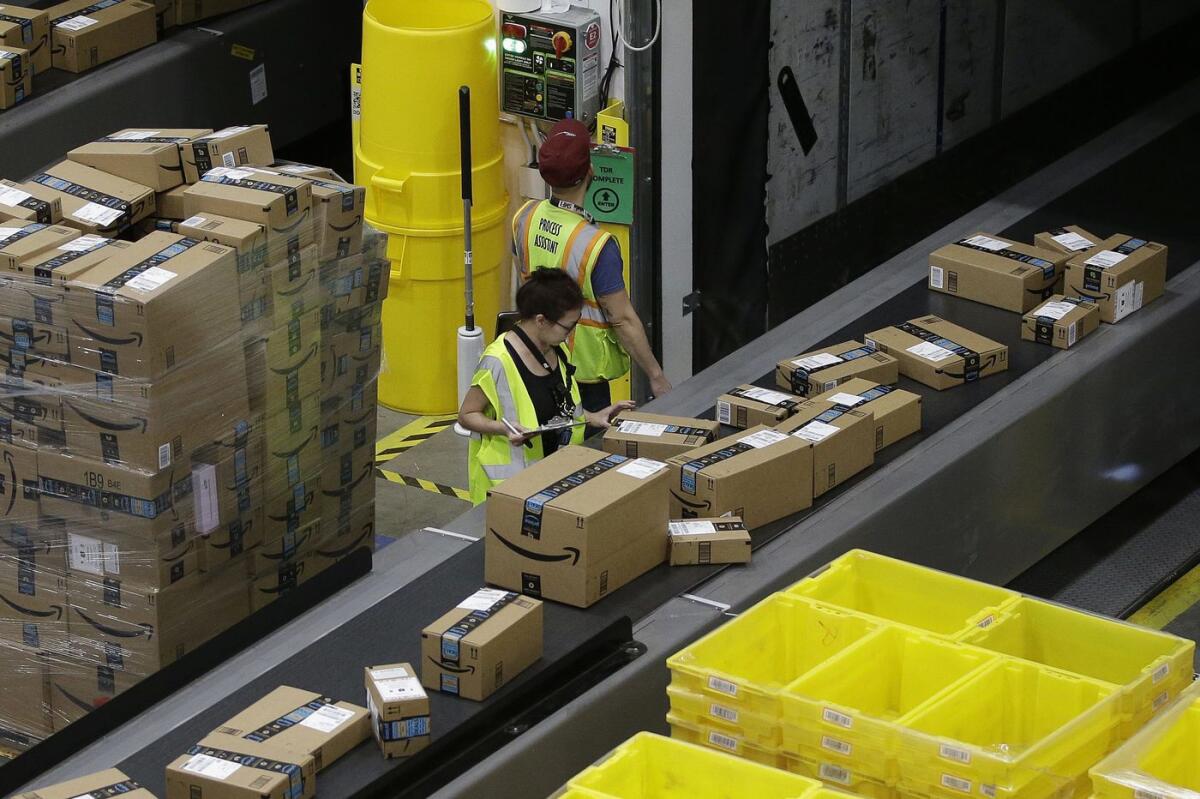 Amazon X Oscar de la Renta: nasce il primo luxury store - 