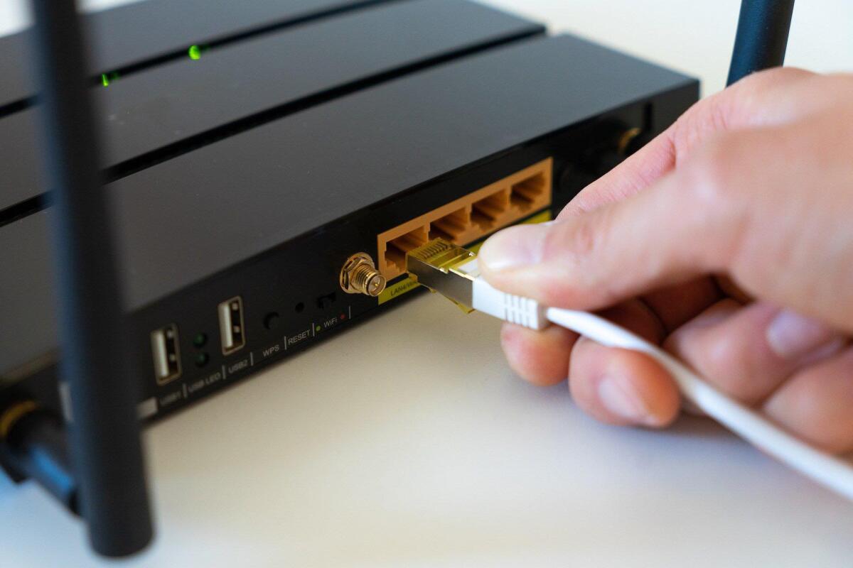 Cybersecurity, l’importanza di proteggere modem e router - 