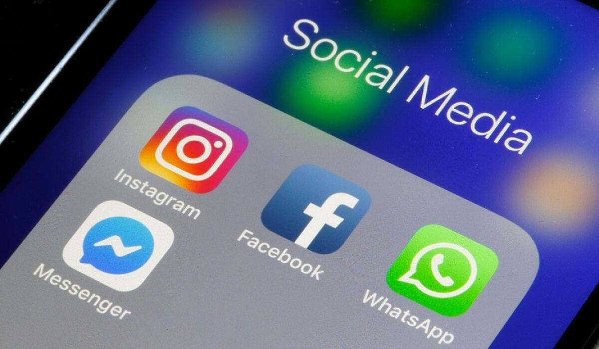WhatsApp, Instagram e Facebook sono offline in tutta Italia - 