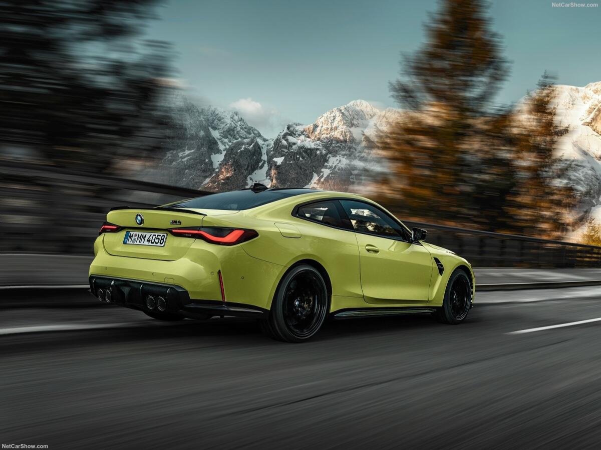 Nuova BMW M4 Coupe Competition: la sportiva da 510 cv - Nuova BMW M4 Coupe Competition: la berlina da 510 cv