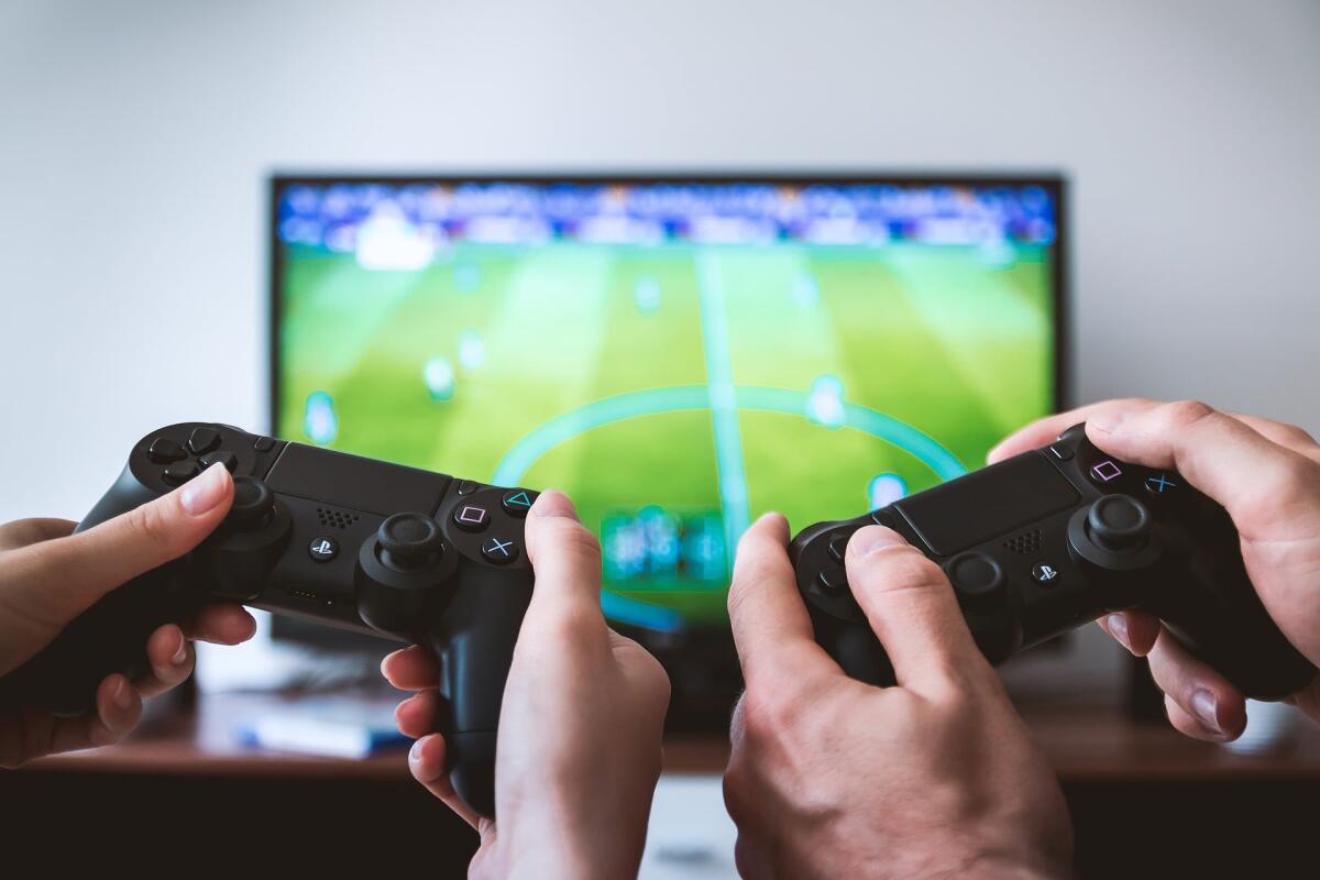 L’evoluzione dei videogiochi: emozioni e avventura, non solo tecnologia - Videogiochi