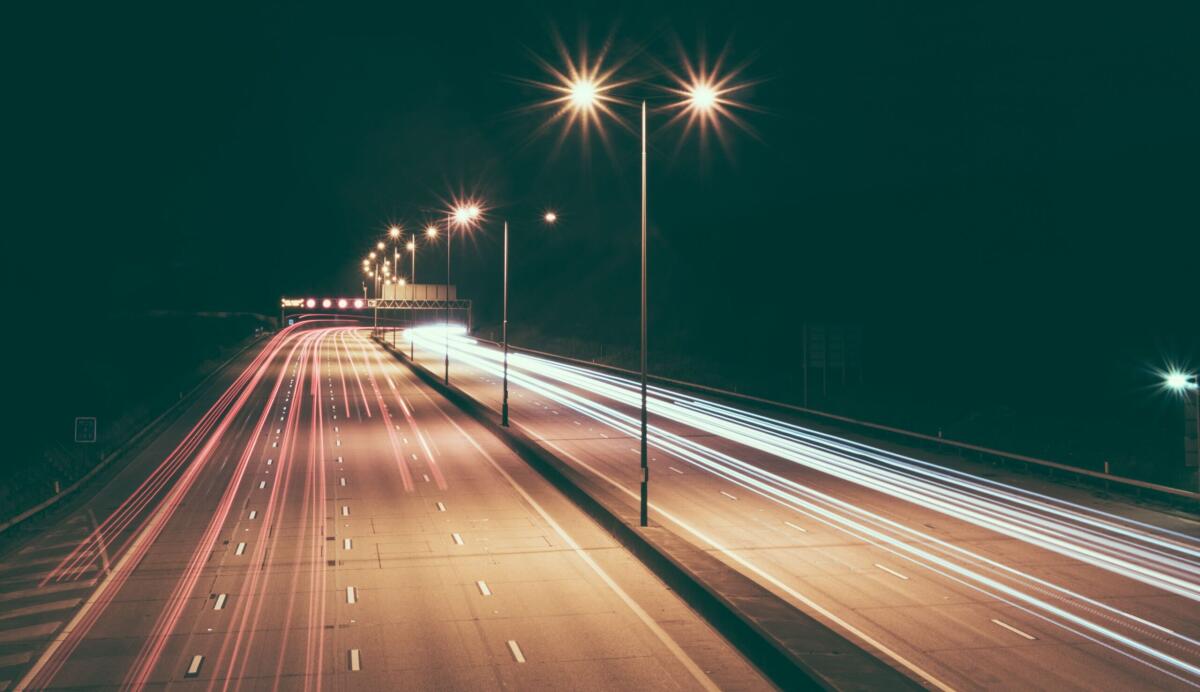 Biolamp, l'innovativo lampione che cattura la CO2 e riduce l'inquinamento - elettronews.com