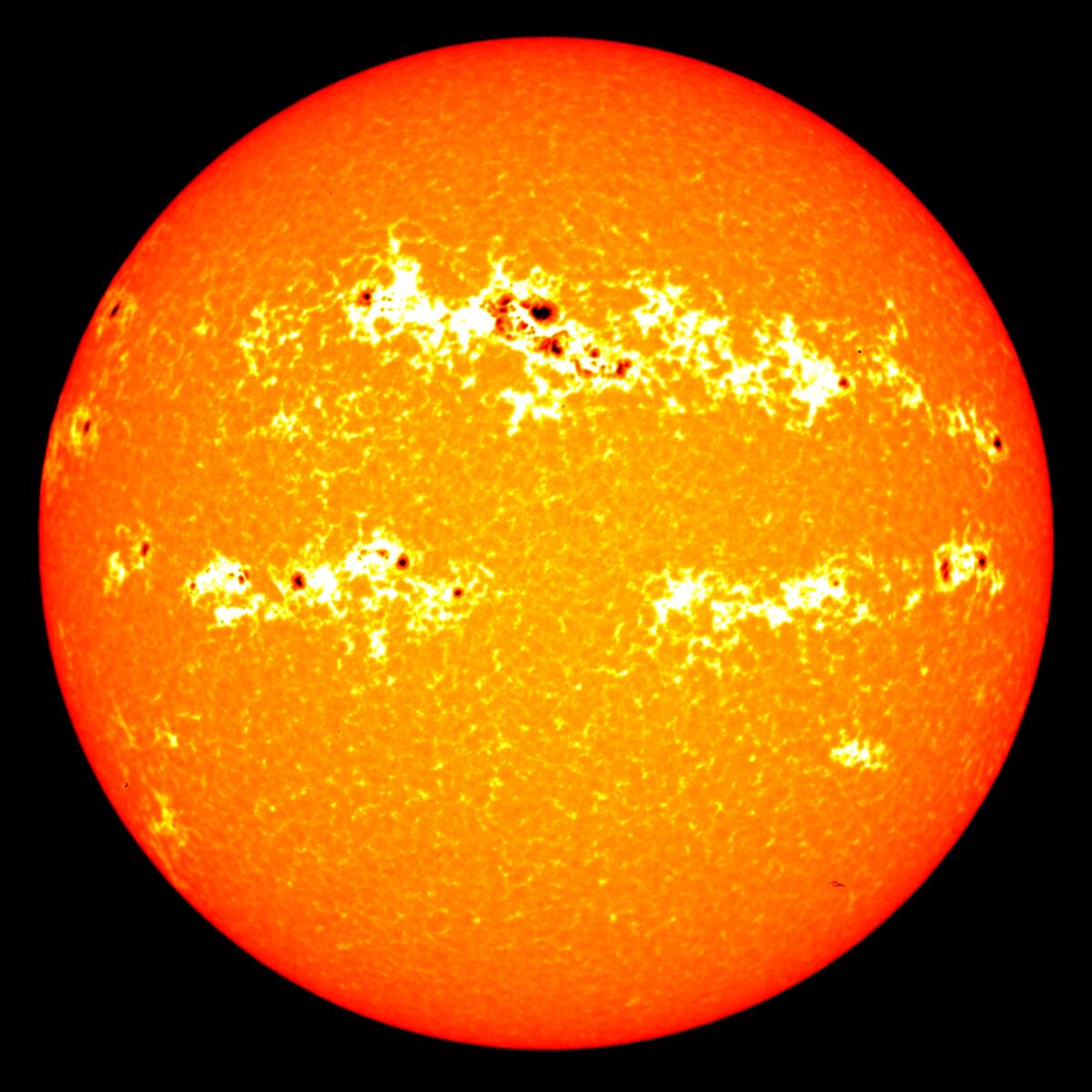 Il telescopio Gregor cattura immagini solari ad una risoluzione senza precedenti - IDL TIFF file