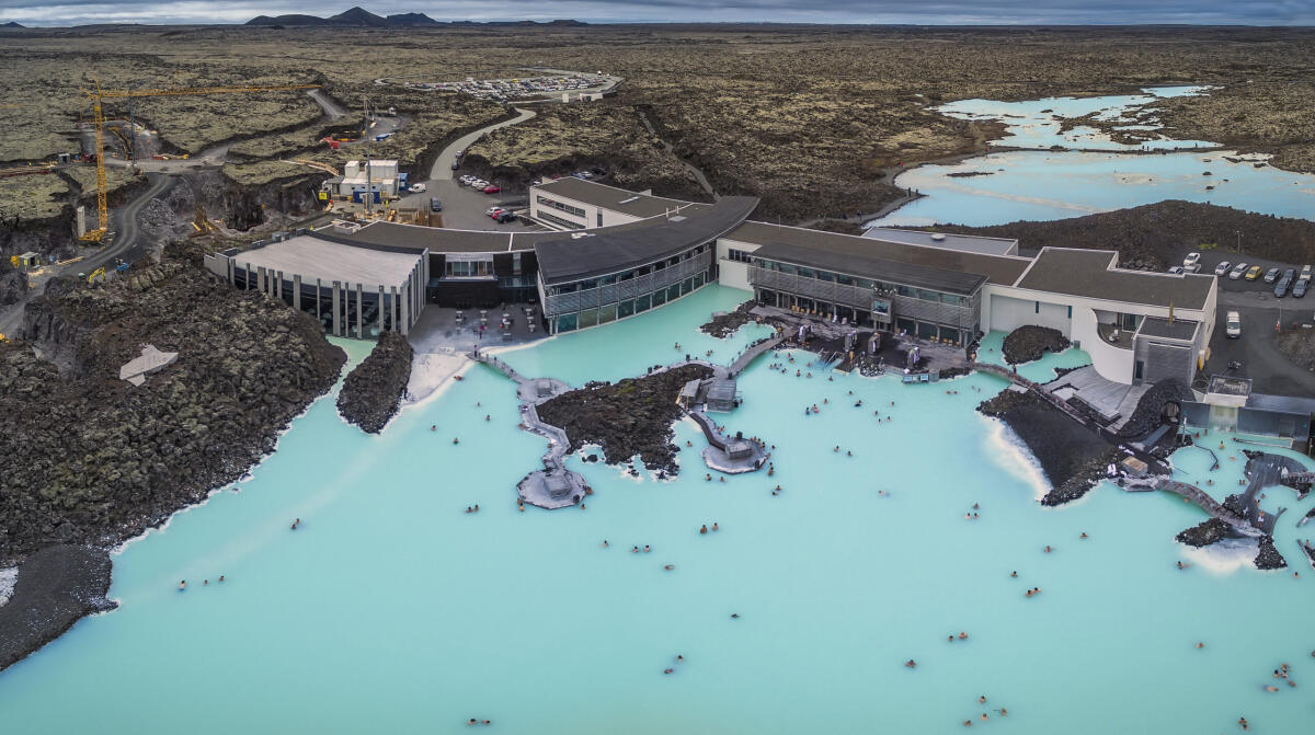 Blue Lagoon, simbolo dell'Islanda, fonte di energia e benessere del corpo - livingplanetblog.co.uk