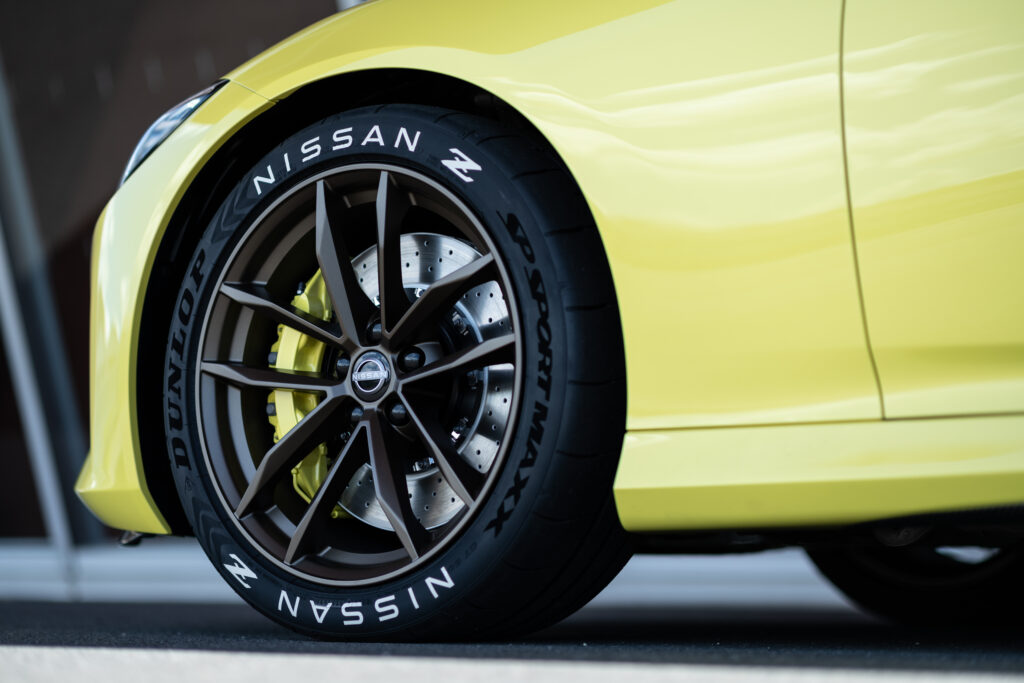 Nissan Z protoglobal.nissannews.com