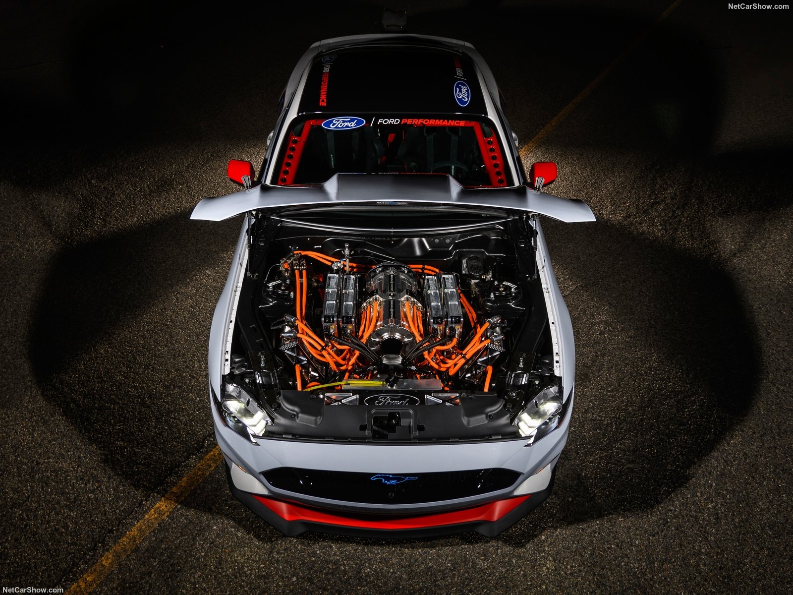 Ford Mustang Cobra Jet, sotto il cofano