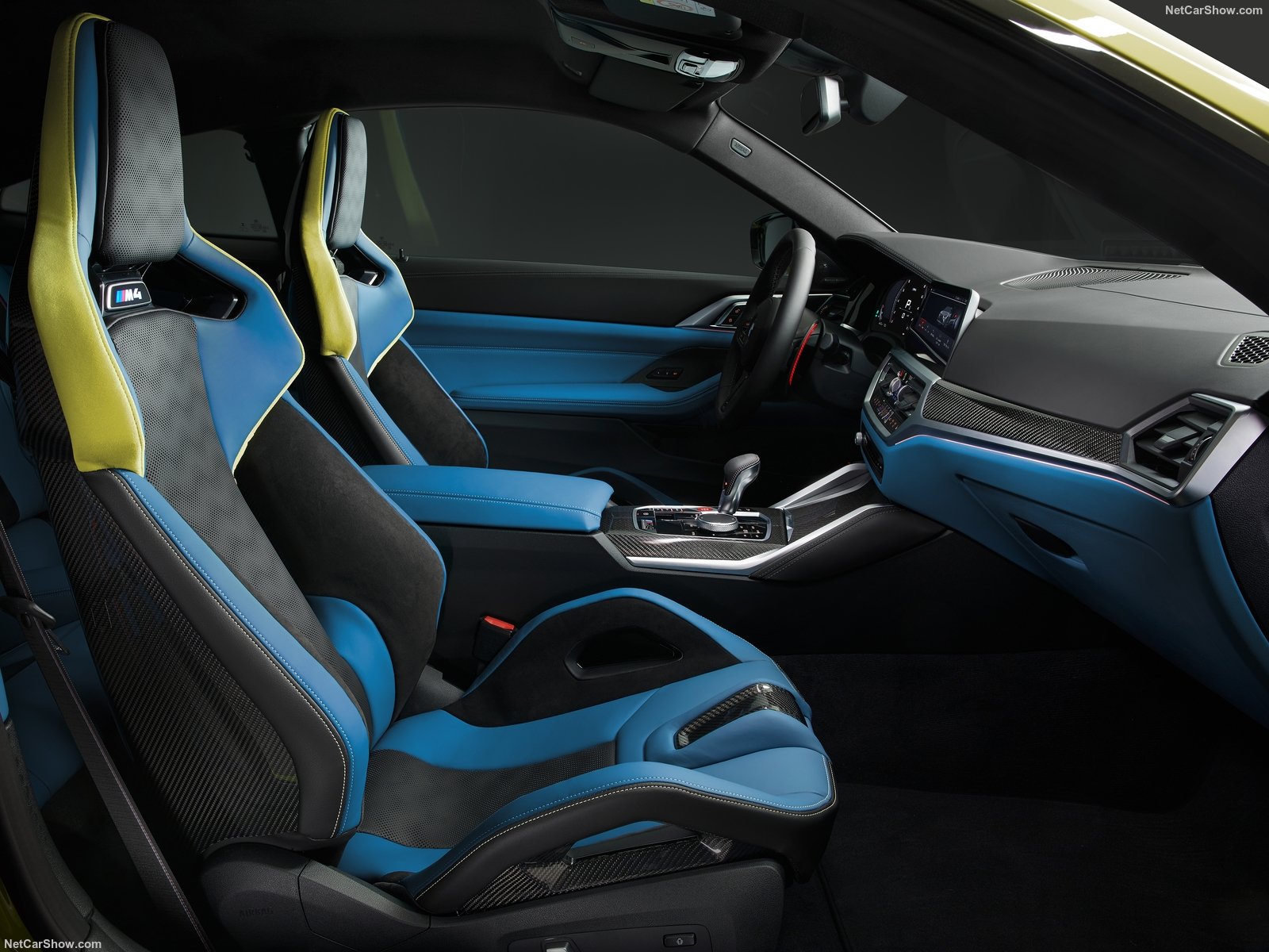 Gli interni della BMW M4 Competition