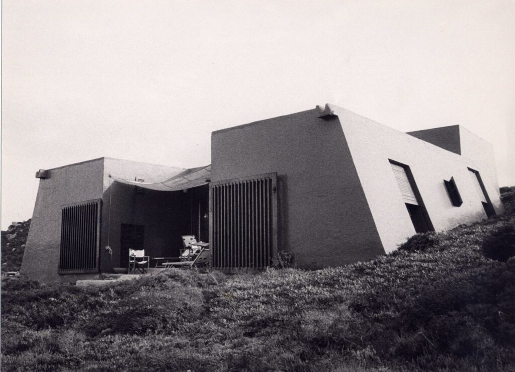 Casa bunker in Sardegna. PH: circolodeldesign.it