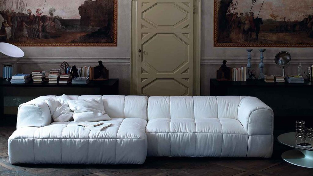 Divano strips. PH: elledecor.com