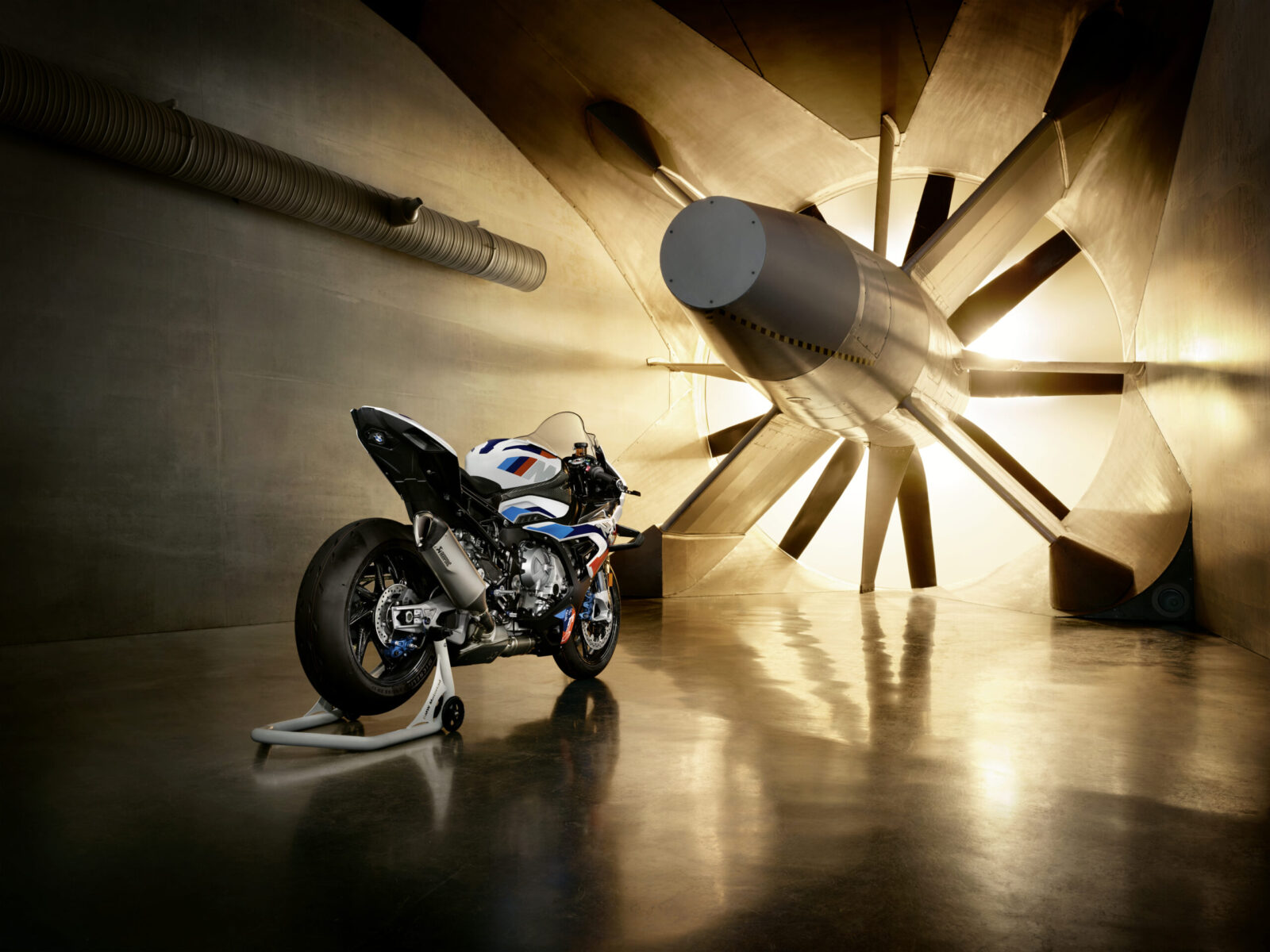 BMW M 1000 RR