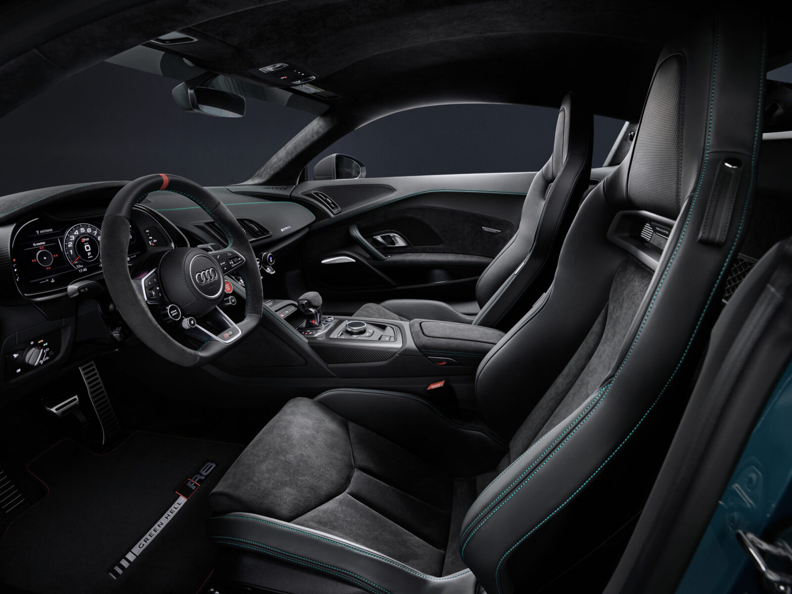 Gli interni della R8 Green Hell Edition