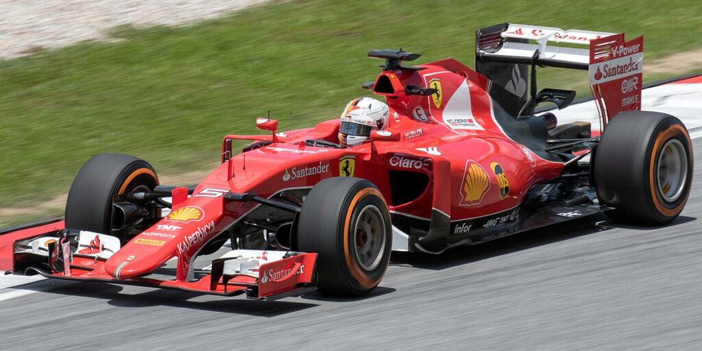 Sebastian Vettel sulla SF15-T