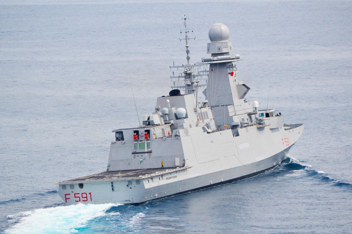 Sistema Sonar Dome di una moderna nave Fremm - 