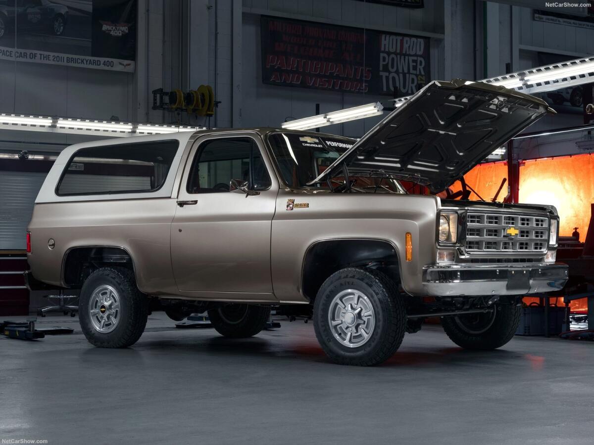 Chevrolet converte il K5 Blazer del 1977 in auto elettrica - Chevrolet converte il K5 Blazer del 1977 in auto elettrica
