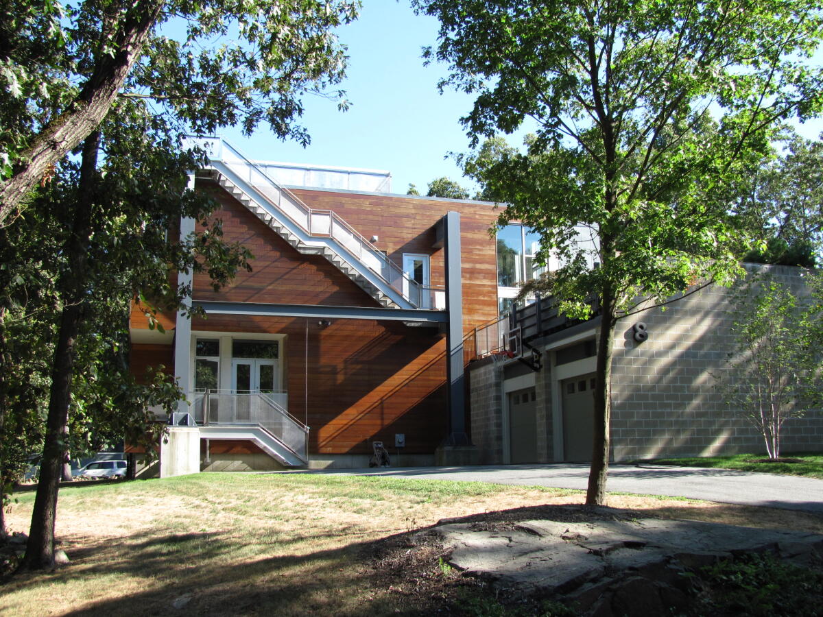 Una casa fatta di scarti stradali: Big Dig House - Ph: commons.wikimedia.org