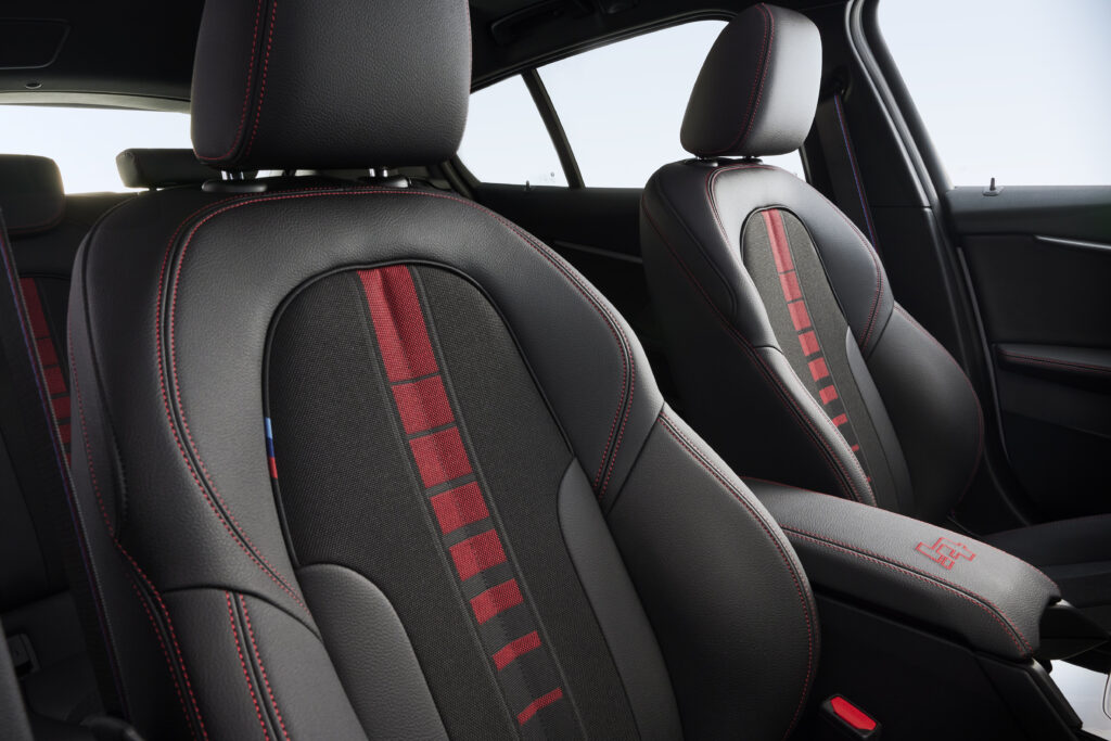 BMW Serie 1 128ti, ecco una nuova rivale della VW Golf GTI