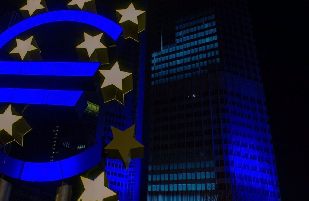 Bond Sure UE: bene i primi "Eurobond"