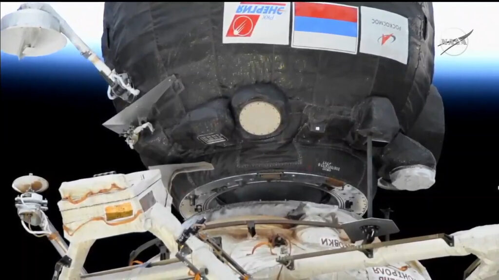 La Soyuz MS-17 pochi istanti prima di completare l’attracco. Credits: NASA