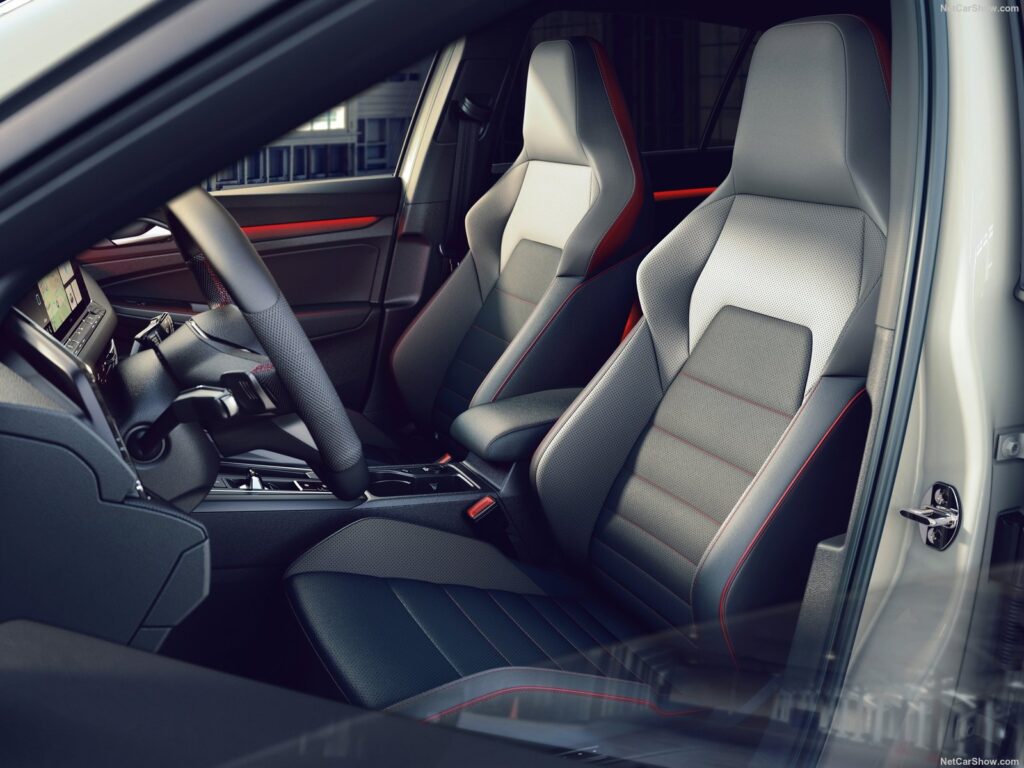 Volkswagen Golf GTI Clubsport: ha 300 CV, trazione anteriore e gira al Nurburgring in meno di 8 minuti!