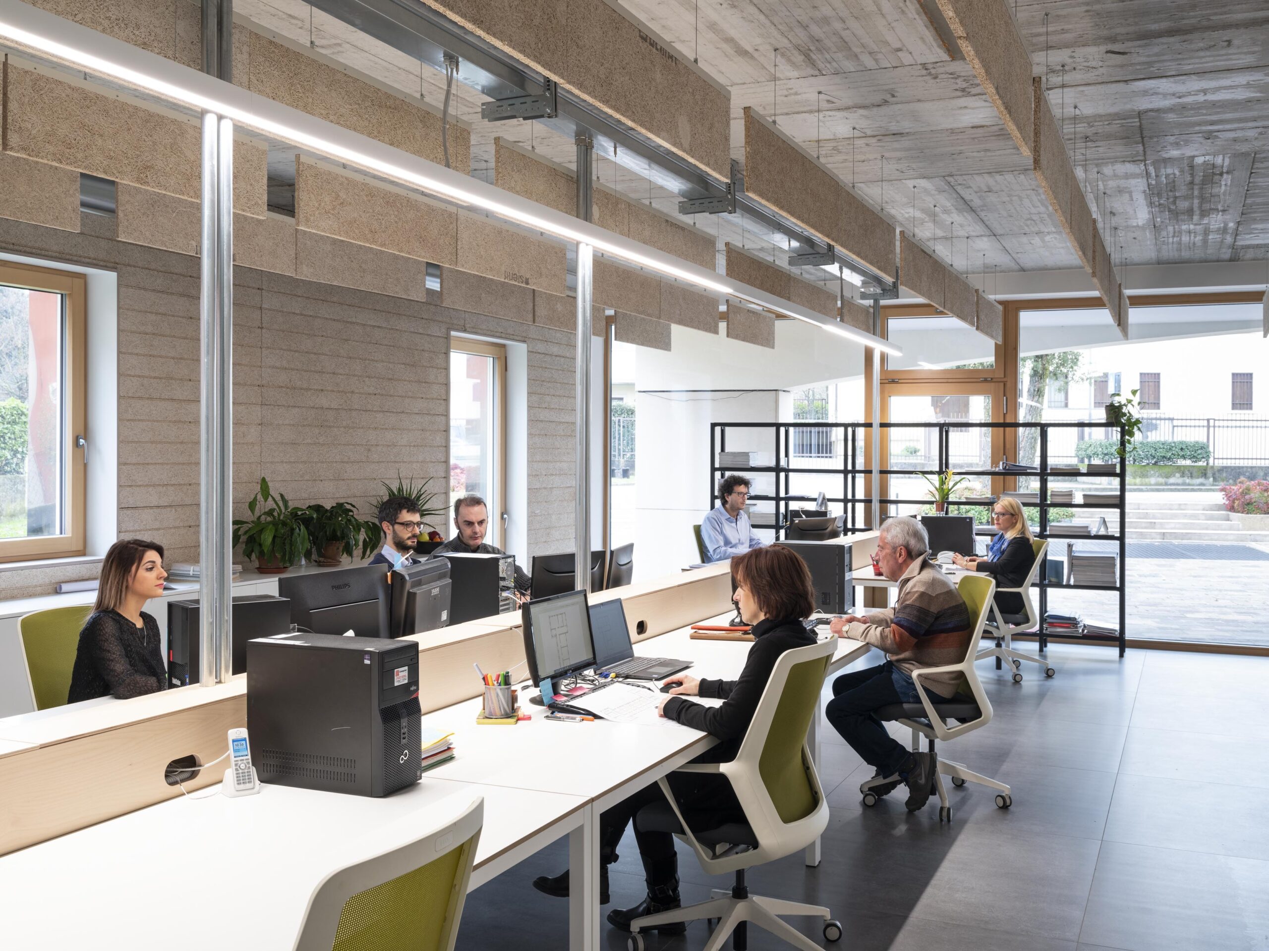 Come riprogettare il design dell'ufficio in chiave sostenibile: ecco le migliori soluzioni