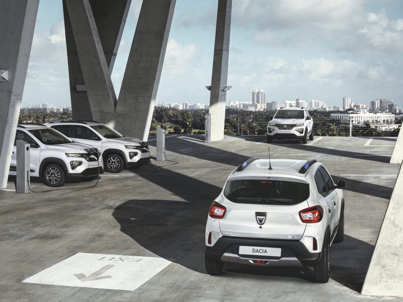 Nuova Dacia Spring Carsharing