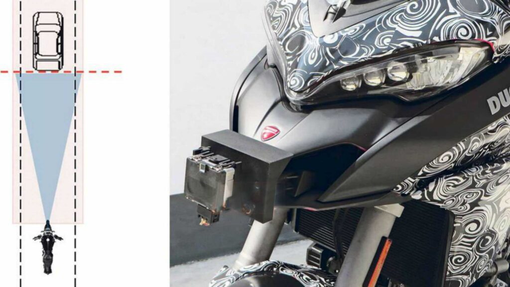Radar anteriore. Credits: Omnimoto