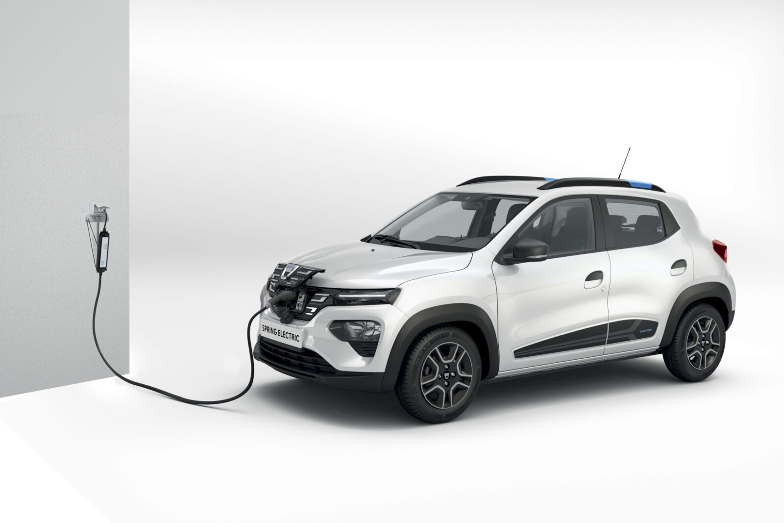 Nuova Dacia Spring Carsharing