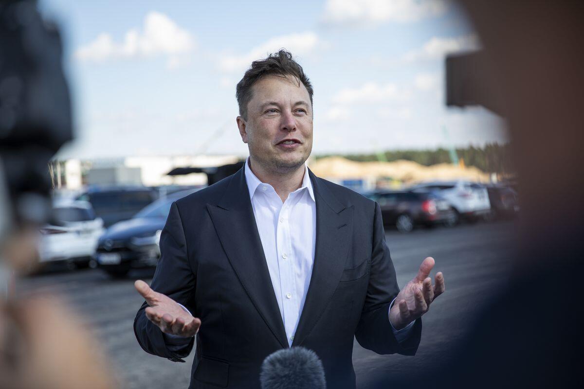 Elon Musk supera Bill Gates, è il secondo uomo più ricco al mondo! - Fonte: The Verge