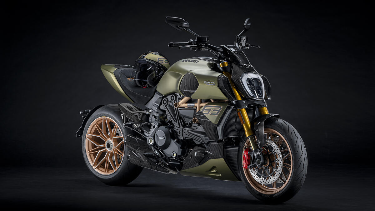 Ducati Diavel 1260 Lamborghini: inedita versione speciale ispirata alla Sian - 