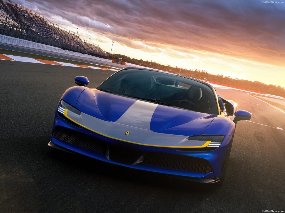 Ferrari SF90 Spider: l'aerodinamica e la dinamica di guida - Ferrari SF90 Spider: l'aerodinamica e la dinamica di guida