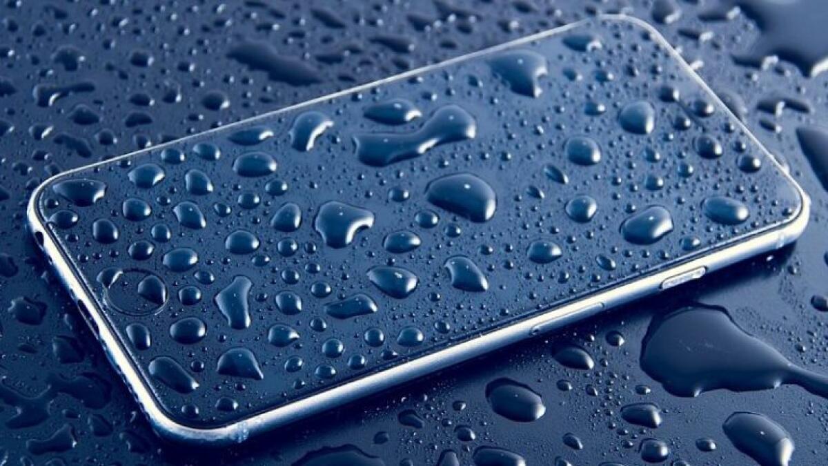 iPhone si danneggiano con l'acqua: Apple multata - 