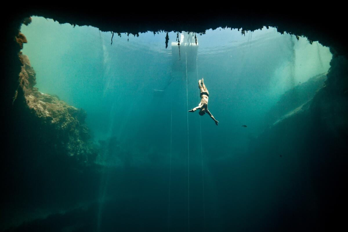 Saturazione di ossigeno durante l'apnea: come e quanto varia con l'ausilio di un saturimetro - Credits: Jacques Mayol