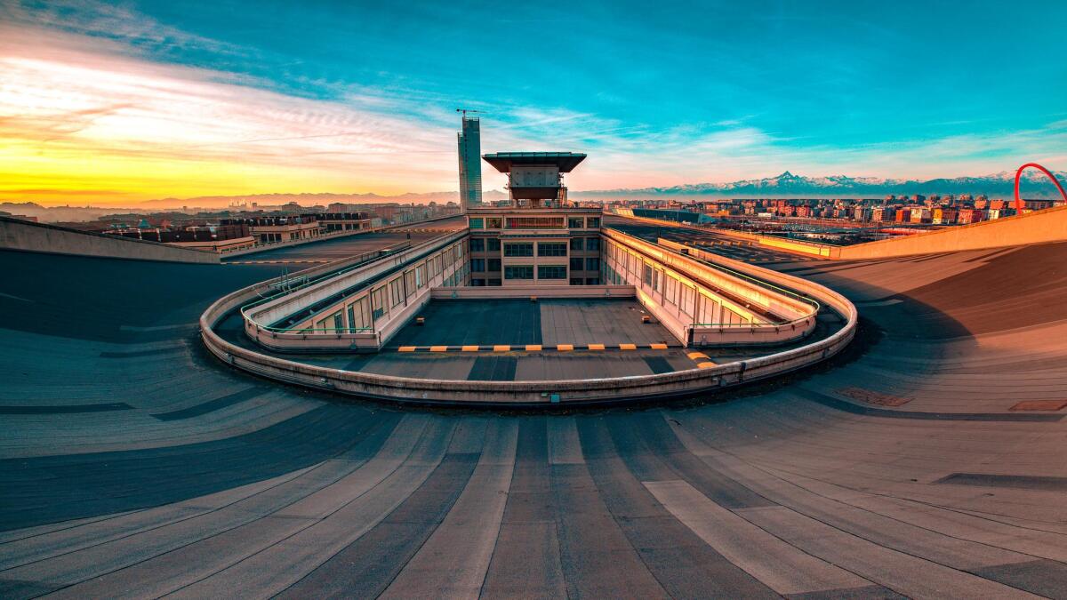 Torino, la copertura del Lingotto diventa un giardino pensile - https://torino.corriere.it/economia/20_maggio_12/lingotto-come-high-line-3d36a0aa-93c1-11ea-9606-c84daa18e54a.shtml