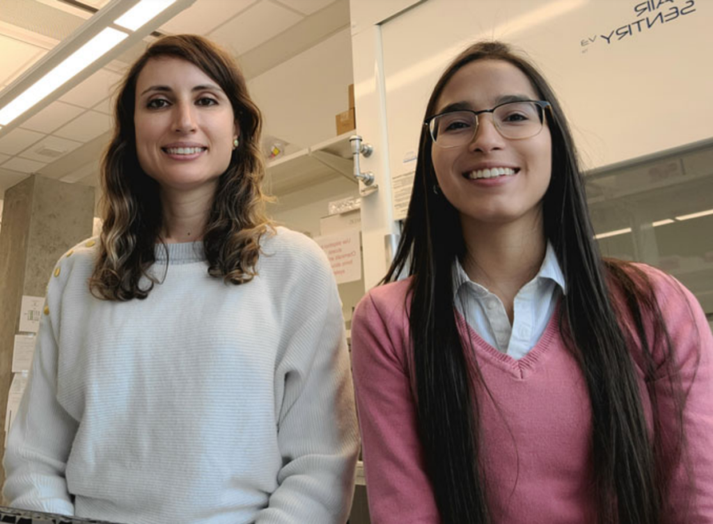 Ingegner Marina Sala de Medeiros (a sinistra) ed Ingegner Daniela Chanci nel laboratorio della Purdue University.