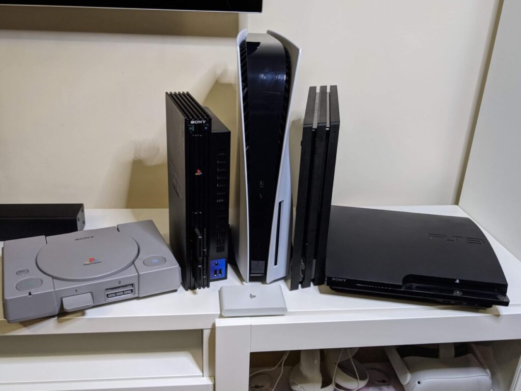 La PS5 a confronto con le altre console Sony. Credits: PlayStation Universe