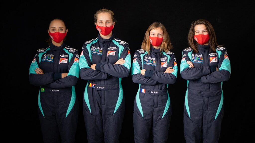 Le quattro semifinaliste del progetto Ferrari e FIA girls on track - Rising Stars. Credits: Ferrari