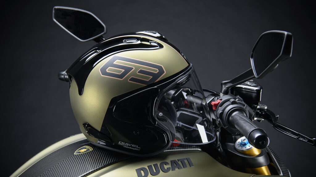 Ducati Diavel 1260 Lamborghini: inedita versione speciale ispirata alla Sian