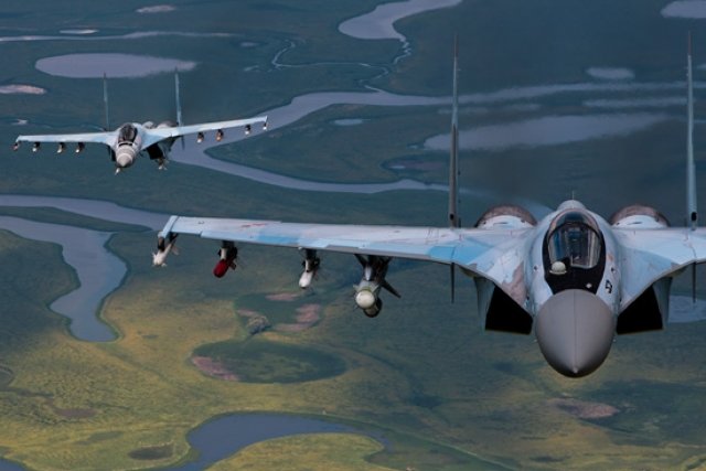 Su-35 in volo. Crediti: Defenseworld.