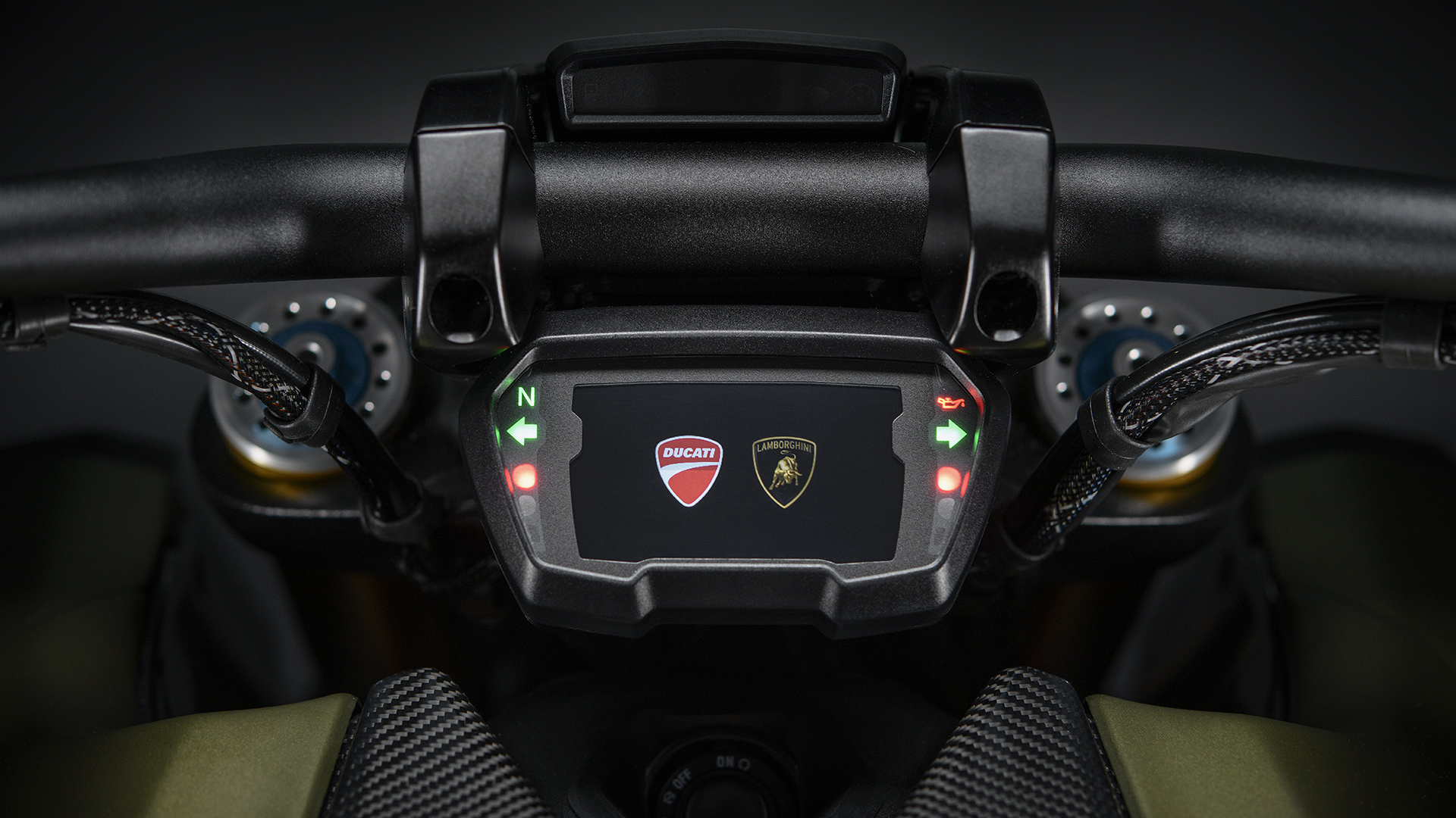 Ducati Diavel 1260 Lamborghini: inedita versione speciale ispirata alla Sian
