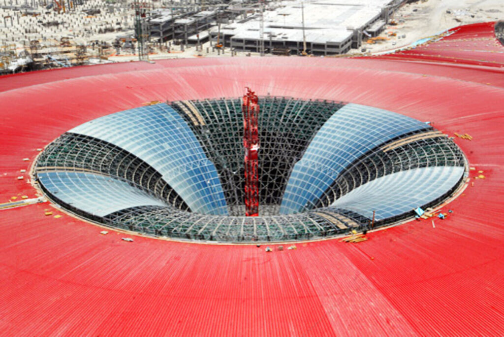 Parco Ferrari World, una struttura reticolare totalmente dedicata alla scuderia italiana