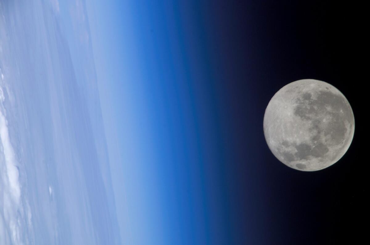 L'iniziativa dell'Agenzia Spaziale Italiana ti porta sulla Luna con Artemis - 