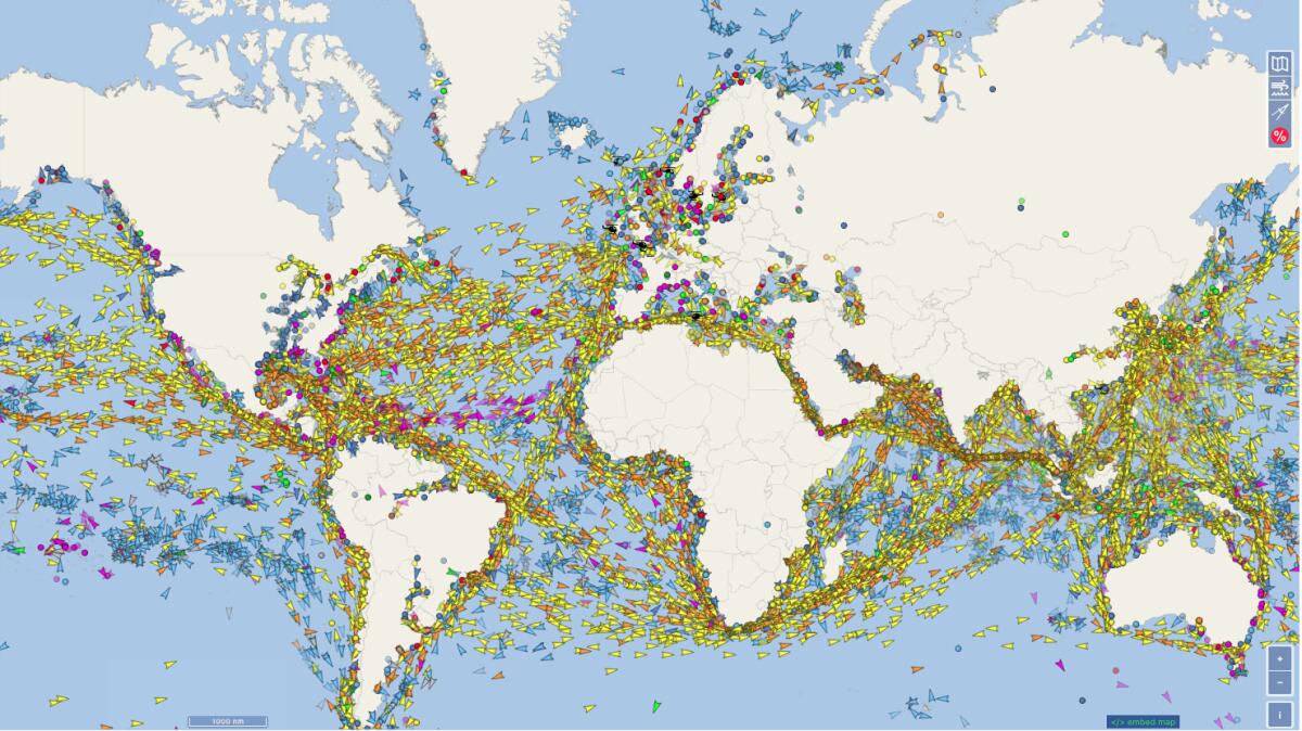 I migliori siti per seguire in tempo reale il traffico navale - 