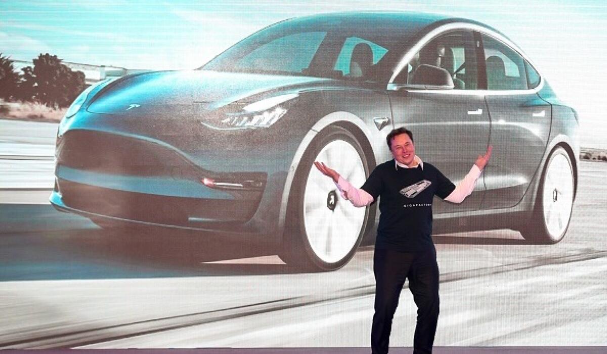 Tesla nello Standard and Poor 500: panoramica e conseguenze - 