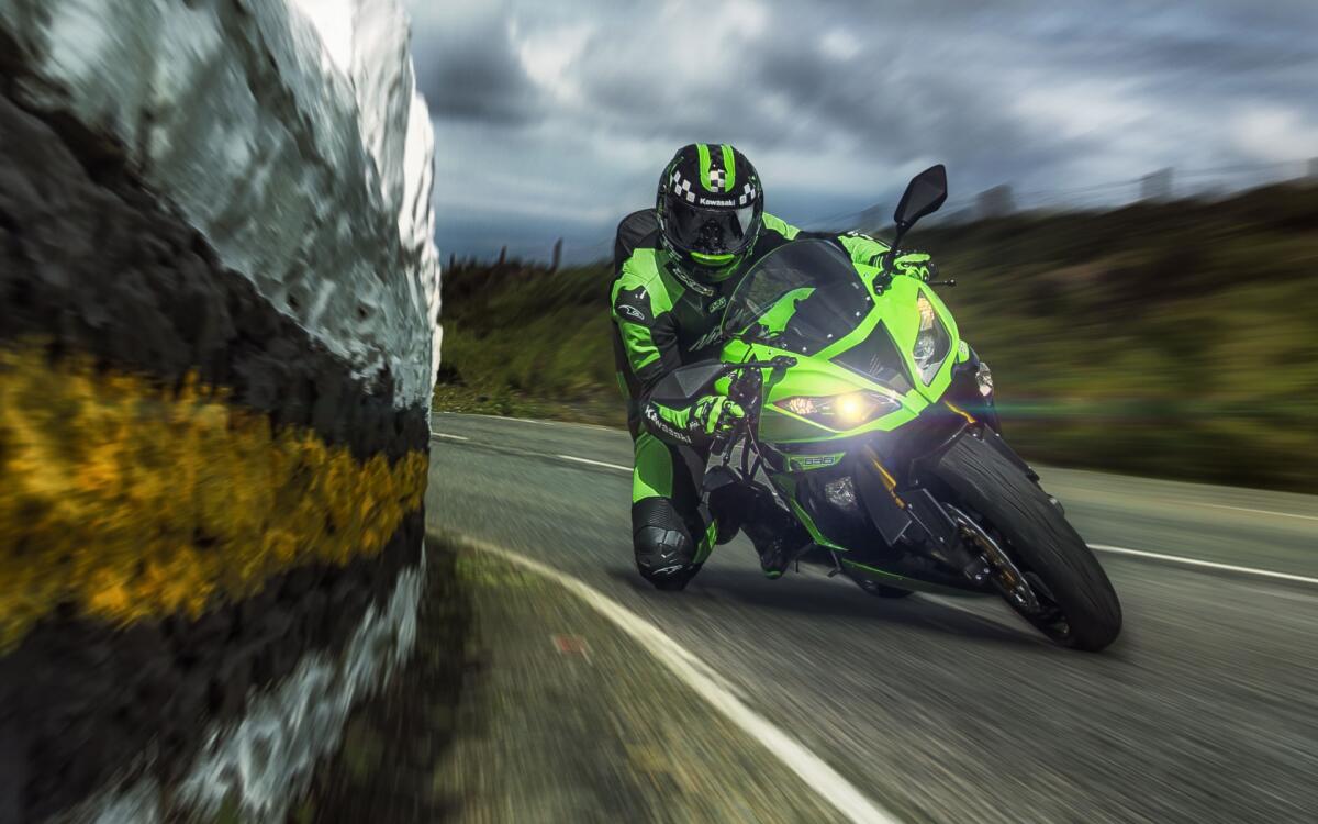 Moto ibrida Kawasaki: i brevetti di una possibile rivoluzione - wall.alphacoders.com