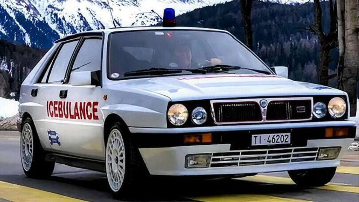 In Svizzera la Lancia Delta HF Integrale diventa un mezzo di soccorso. Ecco la IceBulance - In Svizzera la Lancia Delta HF Integrale diventa un mezzo di soccorso. Ecco la IceBulance
