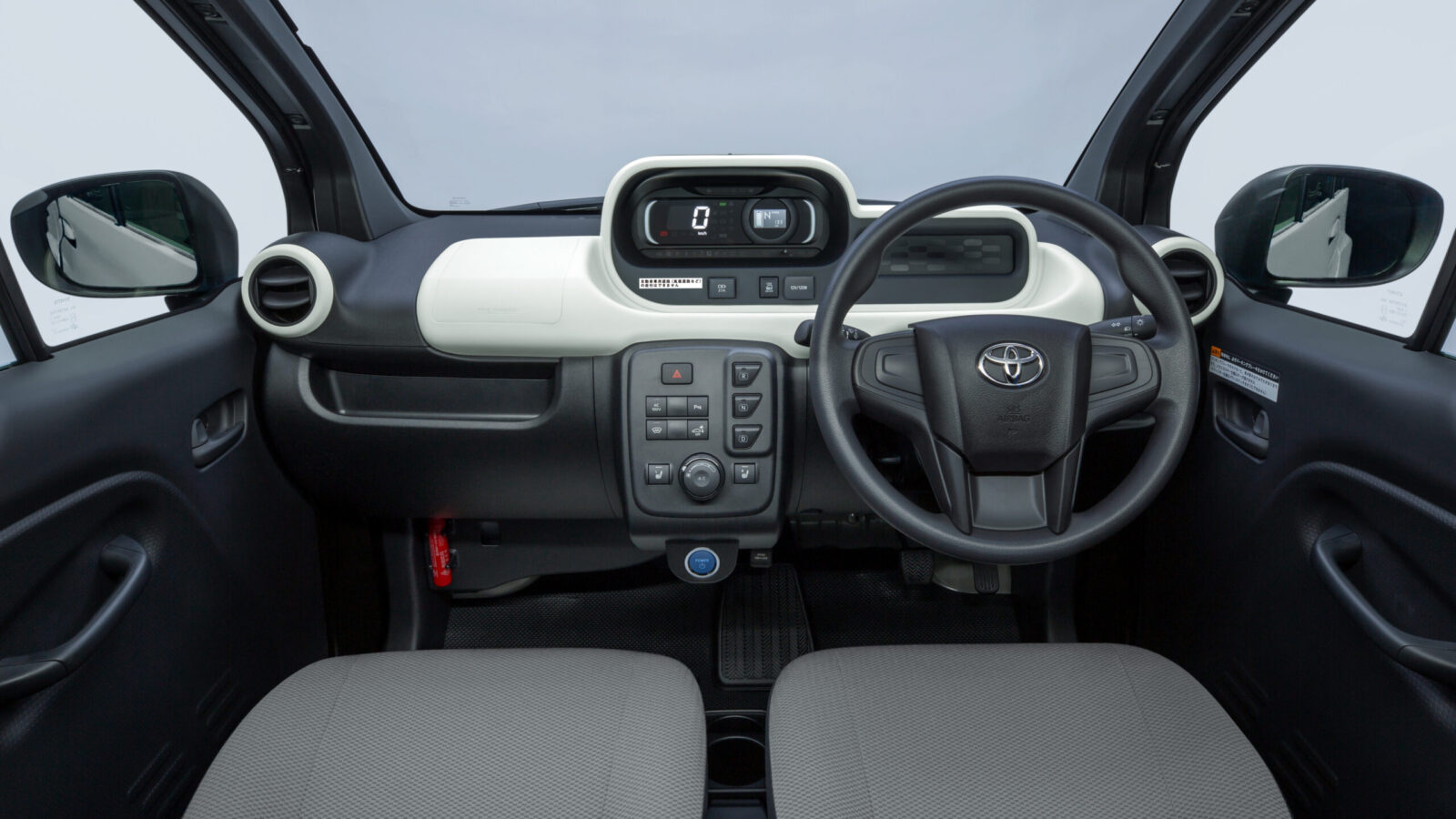 Interni Toyota C+Pod elettrica