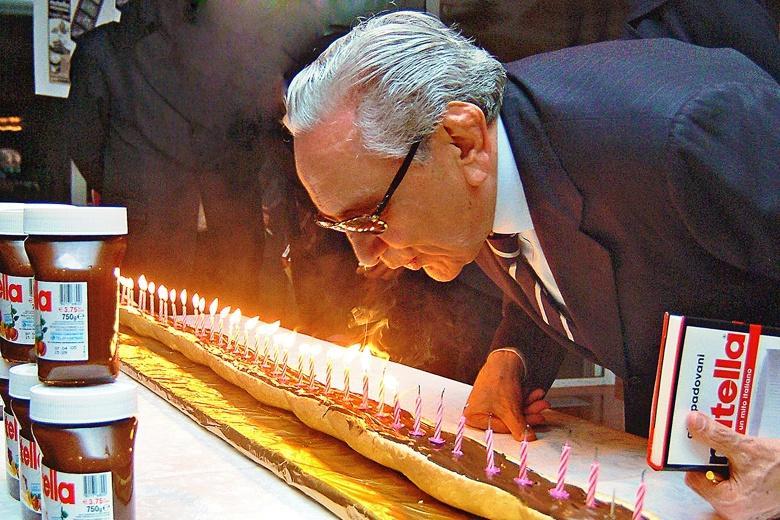 Forbes Italia - Michele Ferrero festeggia i 50 anni dell'azienda nel 2014